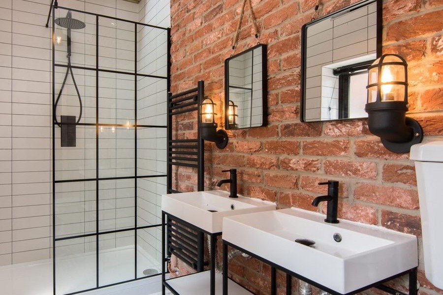 Industrial Style Bathroom by Curated Interior